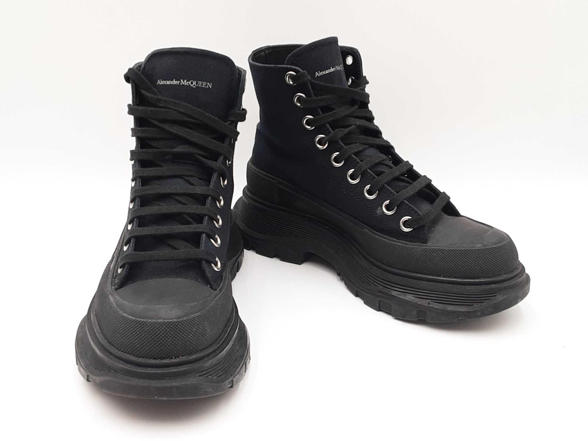 Alexander Mcqueen Tread Slick Black Canvas Lace Up Boots Size Us