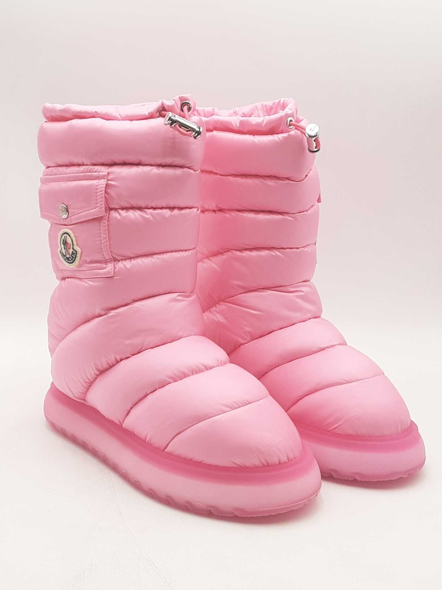 Size 3★SALE★秋冬MONCLER★稀少2Way BUXUSピンクベージュ Size 3☆SALE☆秋冬MONCLER☆稀少2Way BUXUSピンクベージュ