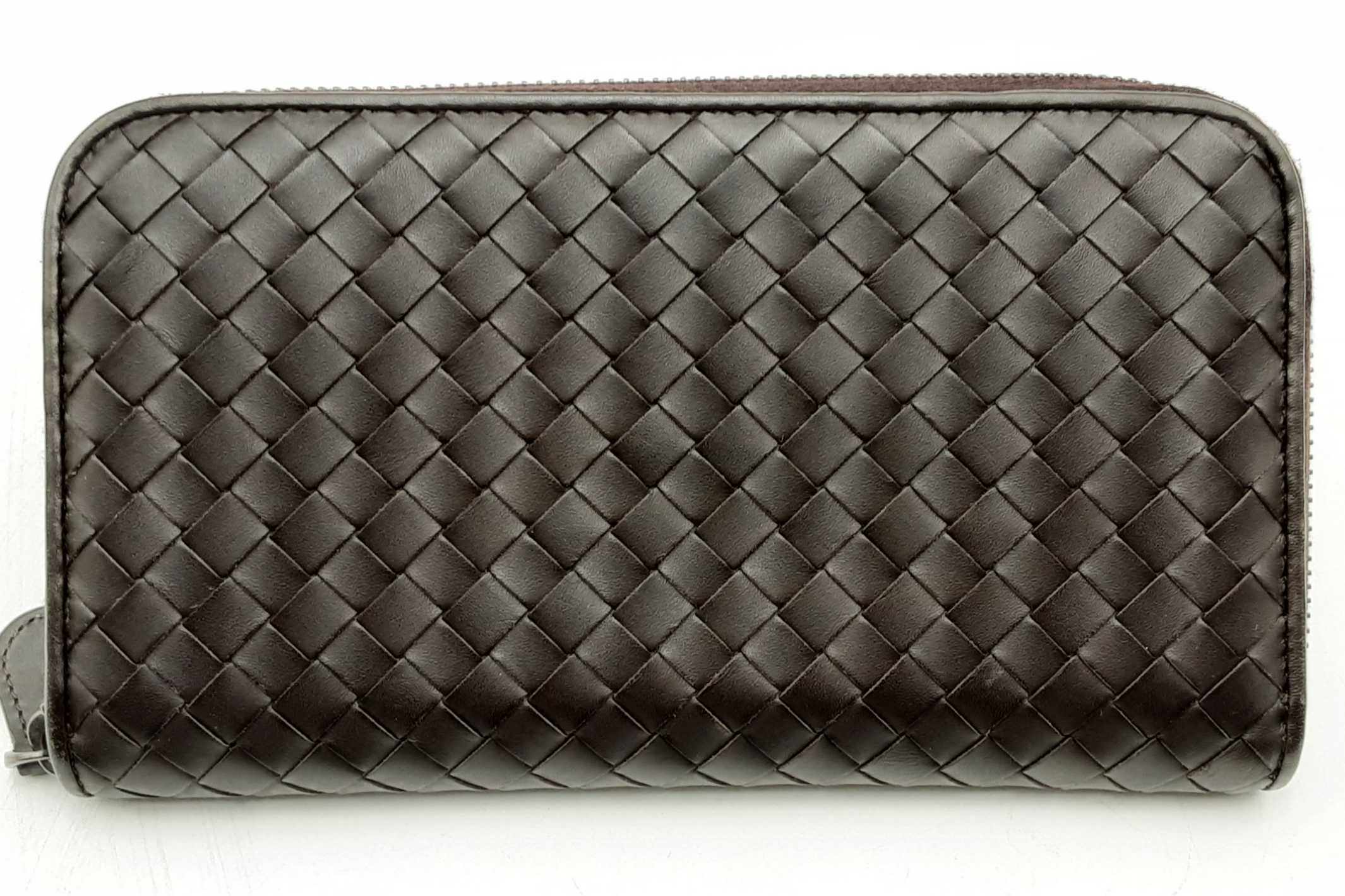 Bottega veneta selling woven wallet