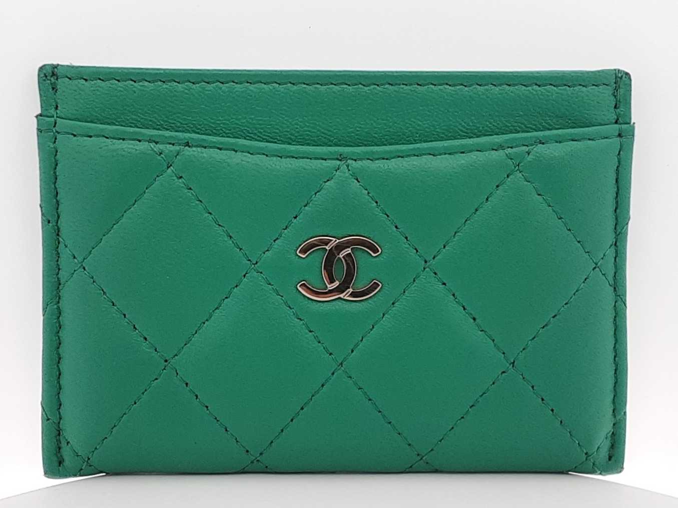 Chanel Classic Card Holder Wallet In Emerald Green Quilted