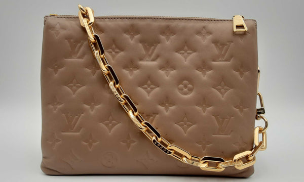 Louis Vuitton Beige Monogram Lambskin Coussin Handbag Eblrxzsa 144010030524
