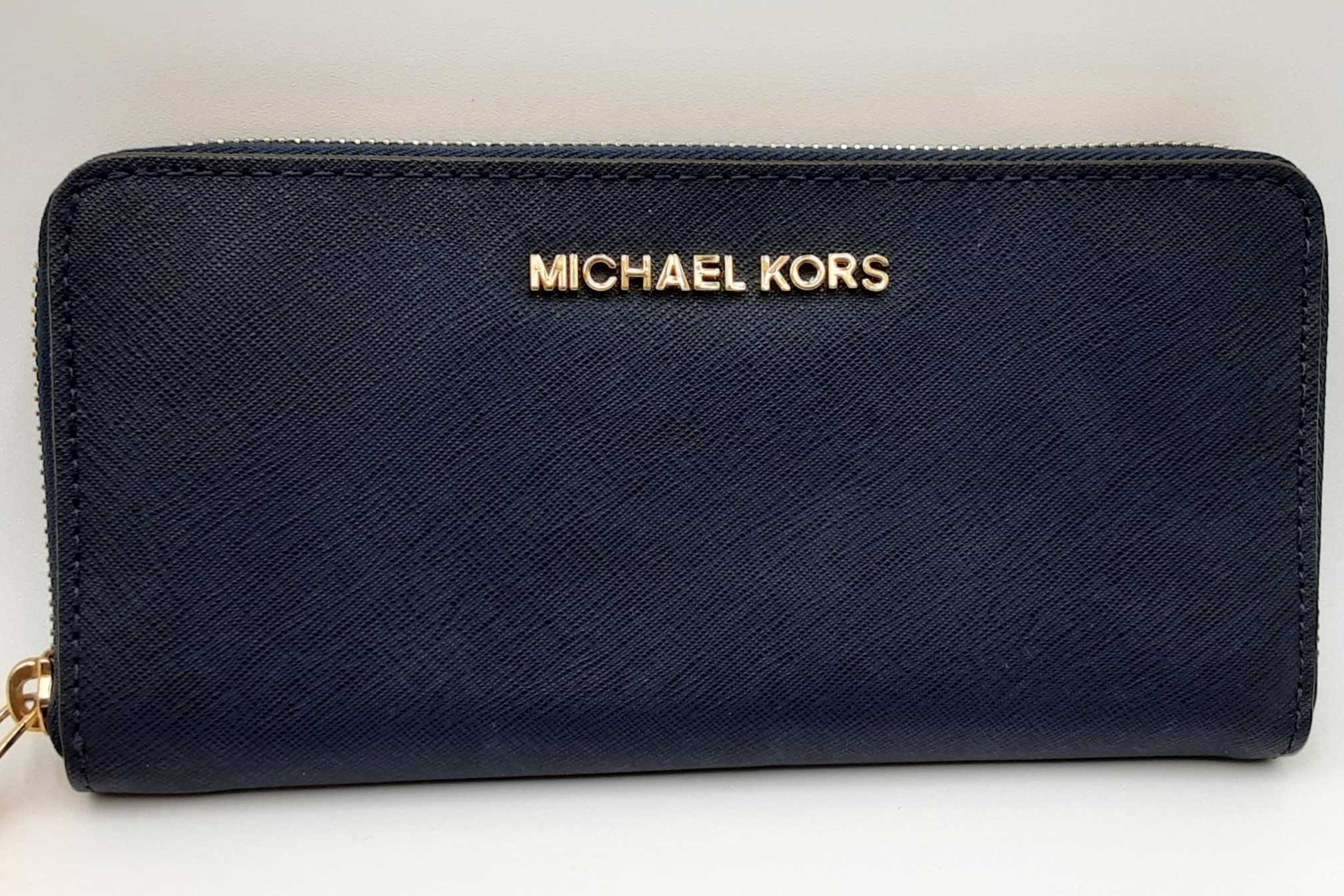 Michael Kors Jet Set Travel Continental Navy Wallet