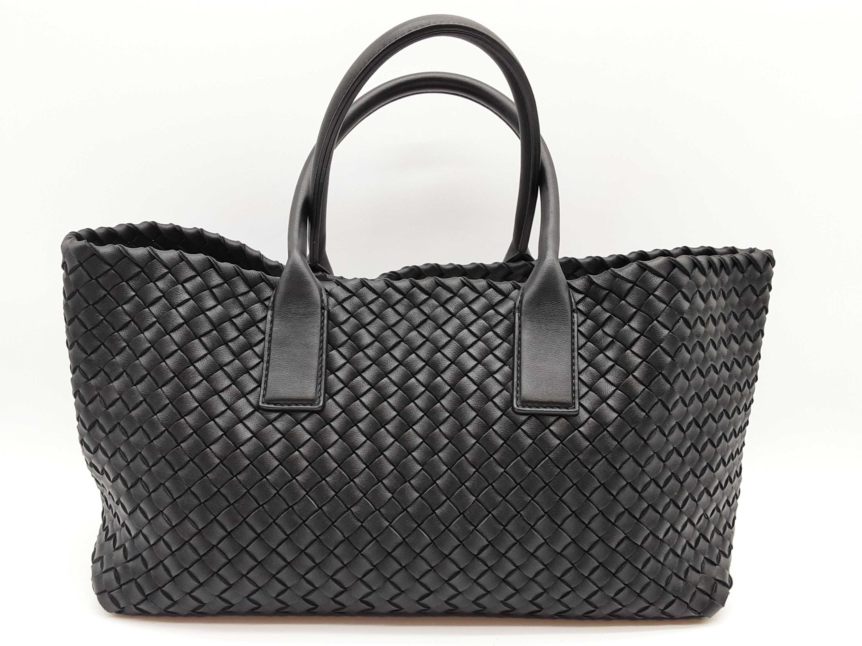 【関税＆送料込み】Bottega Veneta Intrecciato Handbag Bottega Veneta Blue Woven Nappa Intrecciato Leather Chain