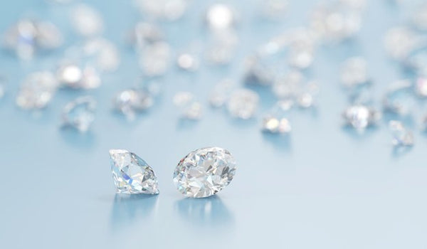 Unlocking the Brilliance: Natural vs. Lab-Grown Diamonds at Max Pawn