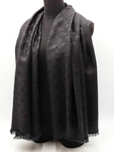 Louis Vuitton Monogram Shine Shawl In Black Silk & Wool Jacquard Fw1025wxzdu