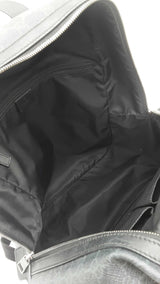 Gucci Medium Day Backpack In Grey & Black Gg Supreme Coated Canvas Fw0226rzxdu