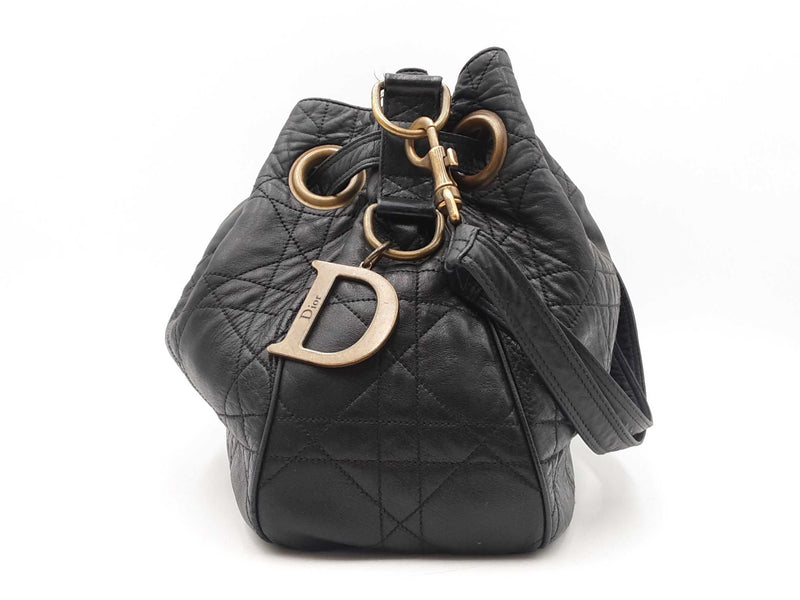 Christian Dior Cannage-quilted Black Leather Drawstring Bucket Bag Fw08ozxdu