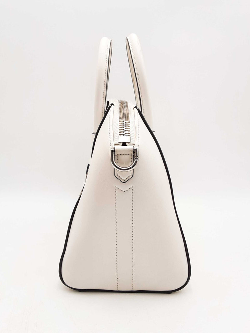 Givenchy Signature Logo Antigona White Calfskin Handbag Fw0125ixzsa