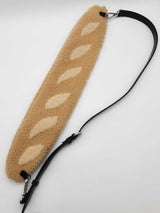 Fendi Baguette Bread Tan Shearling Zipper Crossbody Pouch Bag Do0526ixzde