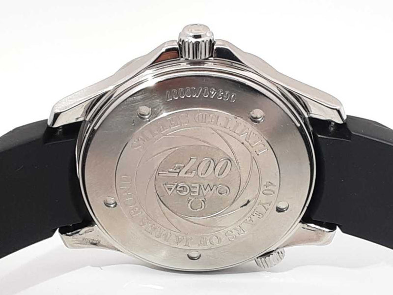 Omega Seamaster Pro Diver 300m James Bond 007 41mm Automatic Watch Sd0325opzxsa