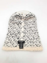 Chanel White & Black Cashmere Blend Cloche Beanie Hat Fw1124oxzsa