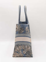 Christian Dior Dioriviera Medium Book Tote In Cotton Canvas Fw1225llxzdu