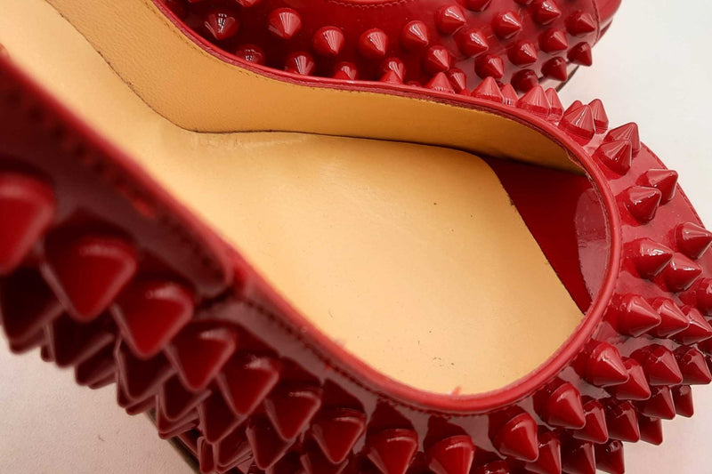 Christian Louboutin Red Patent Leather Spiked Peep Toe Pumps Size 40 Eb1224lxzsa