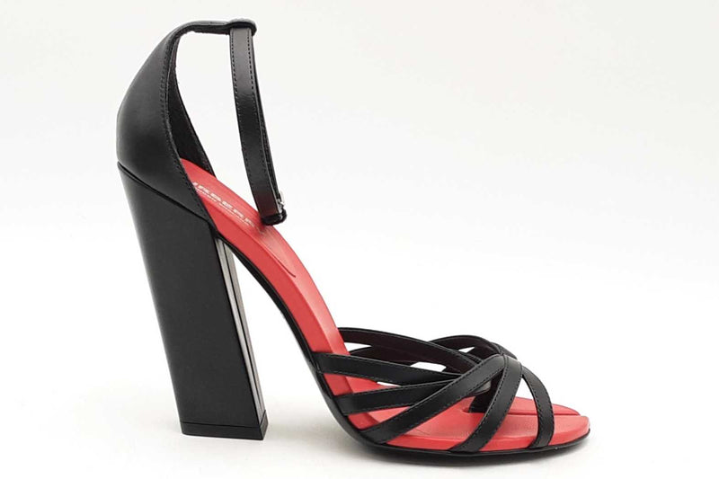 Burberry Black & Red Leather Hove Ankle Strap Heels Size 38 Eb0624crsa