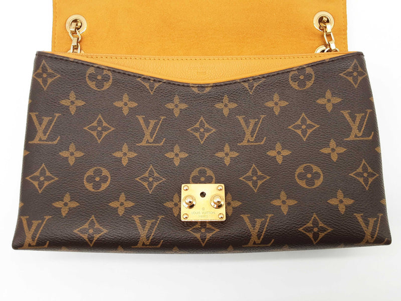 Louis Vuitton Pallas Saffron Yellow Leather Monogram Shoulder Bag Do0625llxzde
