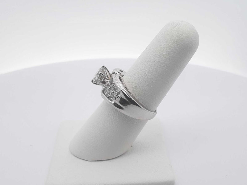 1.27ctw Diamond 14k White Gold 7.9 Grams Ring Size 7 Sd0625lozxsa