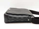 Louis Vuitton District Pm Messenger Bag In Damier Graphite Canvas Fw0926ixzdu