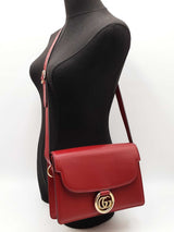 Gucci Torchon Ring Small Shoulder Bag In Cherry Red Grained Leather Fw1125rxzsa