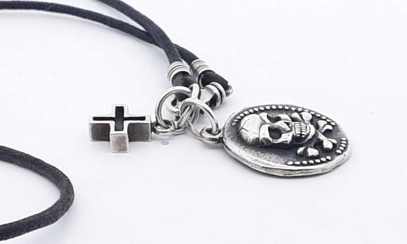 King Baby Skull Coin With Cross On Braided Cord 18.3 Grams 21 Inch Eb0524lxzsa