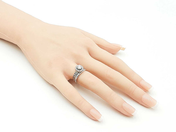 1.21 Cttw Diamond & 14k White Gold Halo Ring 5.2 Grams Size 3 Fw1025szxdu