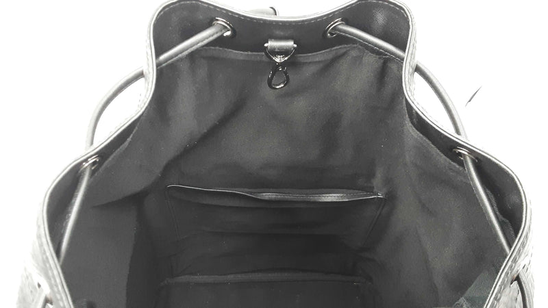 Mcm Brandenburg Visetos Logo Embossed Black Leather Backpack Fw0525wrxdu
