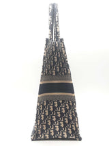 Christian Dior Large Dior Ecru & Blue Oblique Embroidery Book Tote Eb0425lerxsa