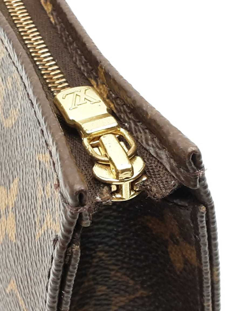 Louis Vuitton Monogram Coated Canvas Pochette Toilette Fw0525lrzdu