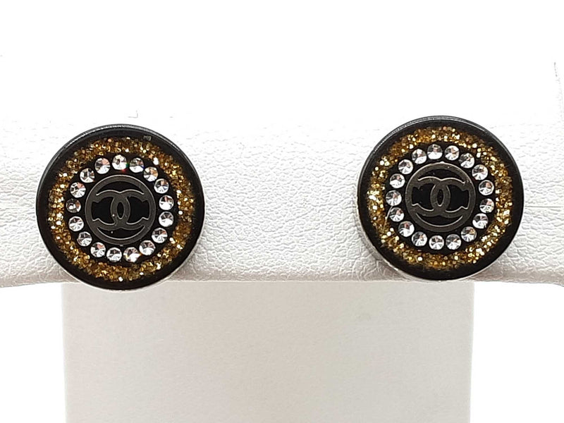 Chanel 17a Cc Gold Glitter Black Resin Round Stud Earrings Do1125lxzde