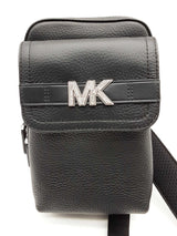 Michael Kors Black Pebbled Leather Sling Pack Do1024ixde