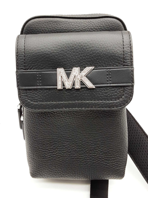 Michael Kors Black Pebbled Leather Sling Pack Do1024ixde