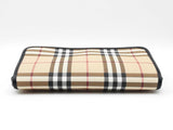 Burberry Classic Shoulder Bag In Nova Check Coated Canvas Fw1225lixdu
