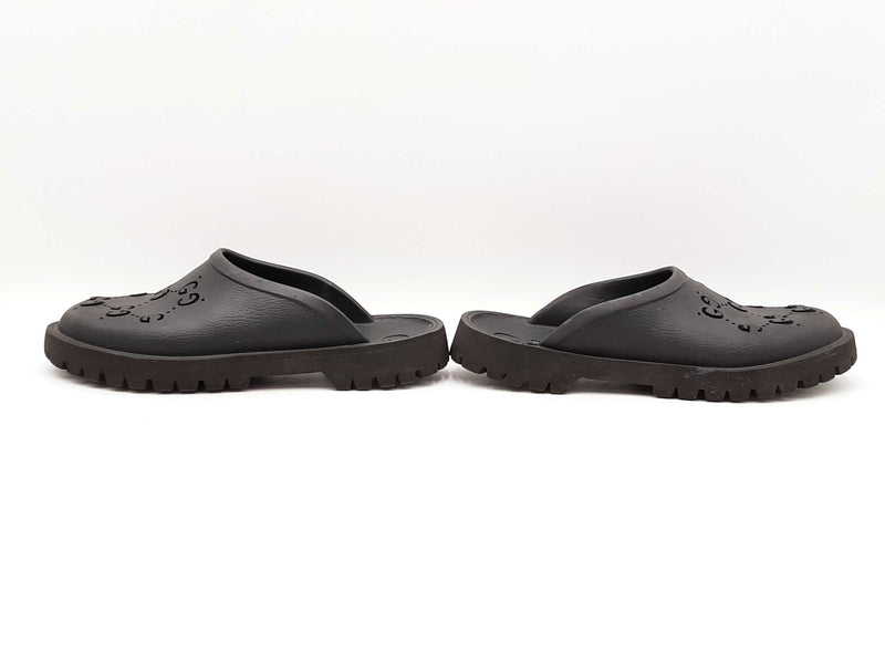 Gucci Perforated Gg Black Rubber Slip-on Sandals Size Us 7 Men's Fw1125lzxdu