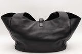 Yves Saint Laurent Black Grained Deerskin Le 5 A 7 Bea Tote Bag Eb0326cxzsa