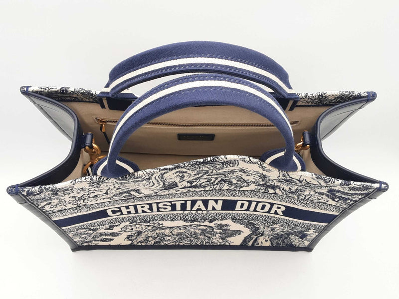 Christian Dior Canvas Embroidered Book Tote Bag Sd0925ozxzsa