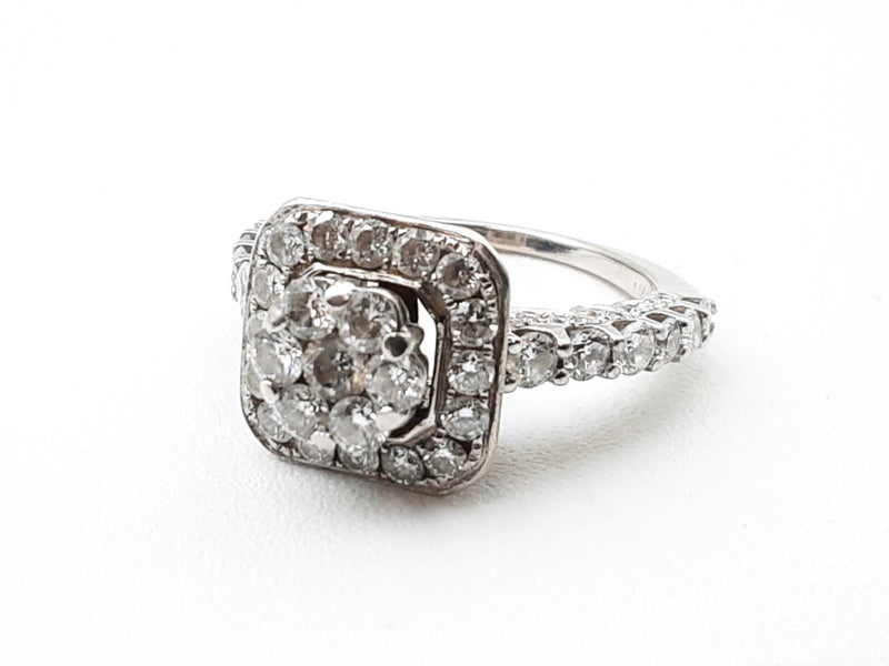 Approx 0.91 Ctw Diamonds 14k Wg 5.0g Ring Size 4.75 Do0724lexdu