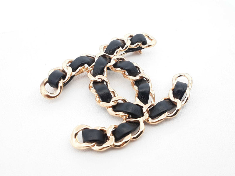 Chanel Black Lambskin Chain Cc Brooch Fw1023erdu