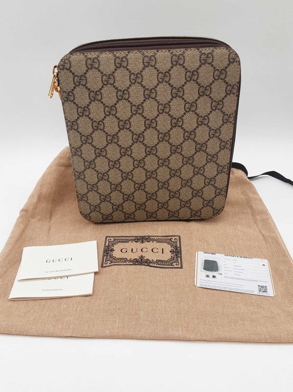Gucci Tan Gg Supreme Coated Canvas Medium Packing Cube Do0325iorde