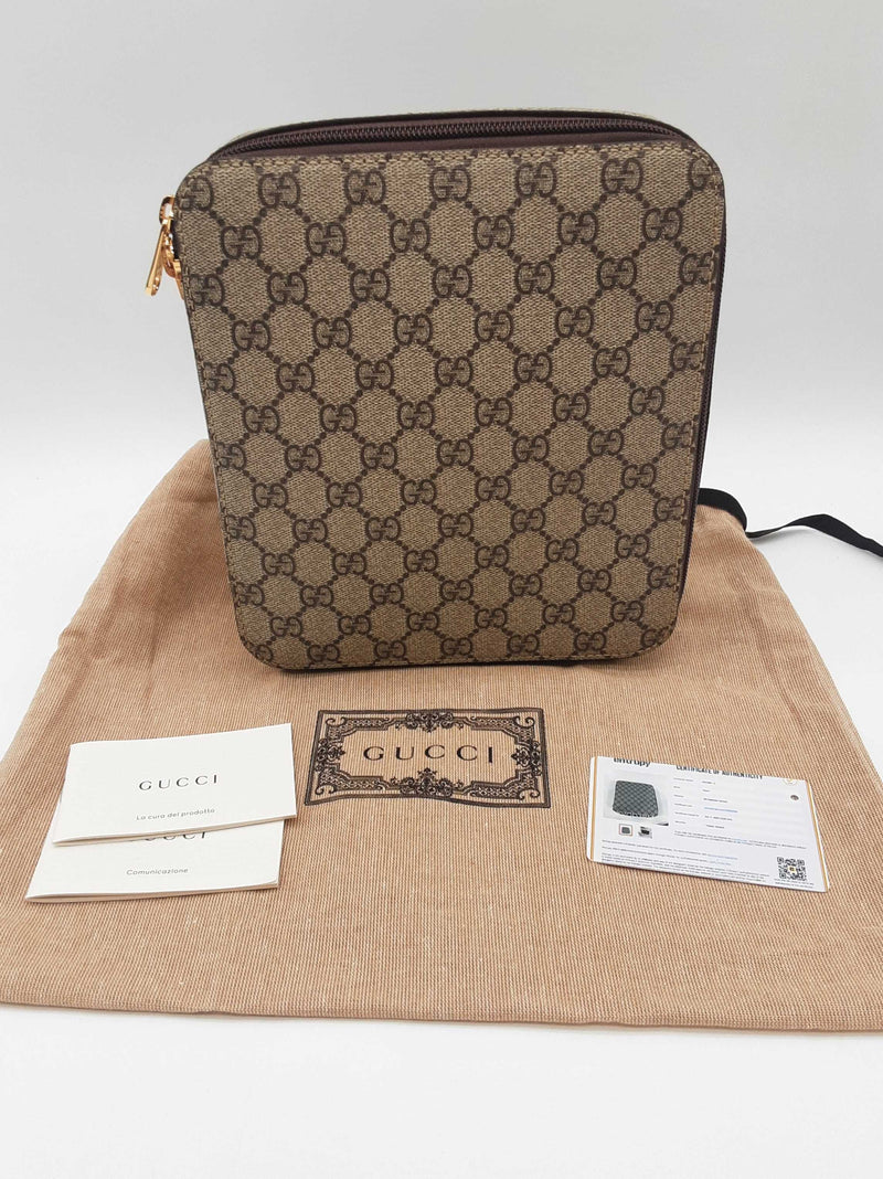 Gucci Tan Gg Supreme Coated Canvas Medium Packing Cube Do0325iorde