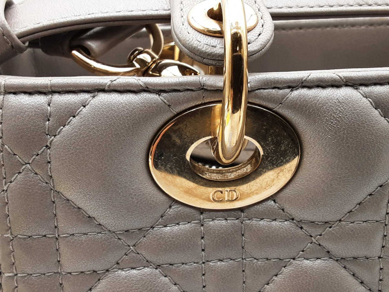 Christian Dior Lady Dior Top Handle Bag Eb0824lxxzsa