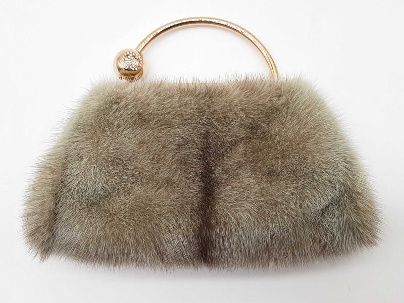 Gucci Gray Mink Swarovski Crystals Clutch Bag Do0525lwxzde