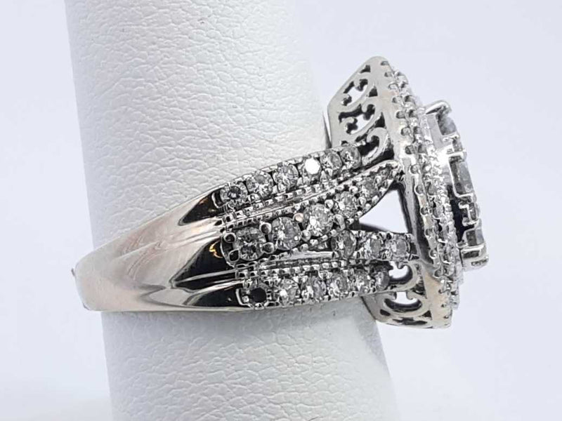 Diamond Ring In 14k White Gold 8.8 Grams Size 7.25 Eb1024woxsa