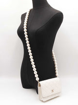 Chanel Mini Wallet On "Maxi Pearls" Chain In White Leather Fw1225srxdu