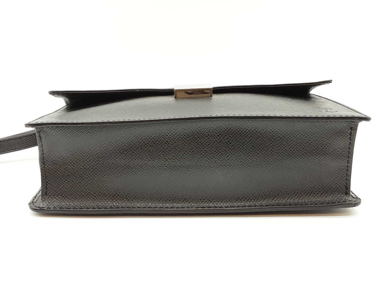 Louis Vuitton Taiga Selenga Black Clutch Bag Sd0925orzde