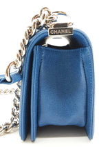 Chanel Boy Blue Quilted Cavier Leather Crossbody Bag Do0125wxzxde