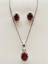 Red Garnet 0.925 Sterling Silver 4.5g Necklace Stud Earrings Ensemble Do0925lide
