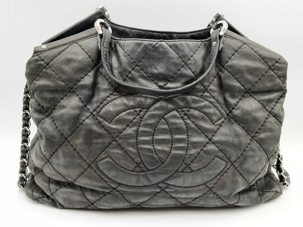 Chanel Cc Sea Hit Quilted Iridescent Black Leather Tote Bag Fw1024pxzsa