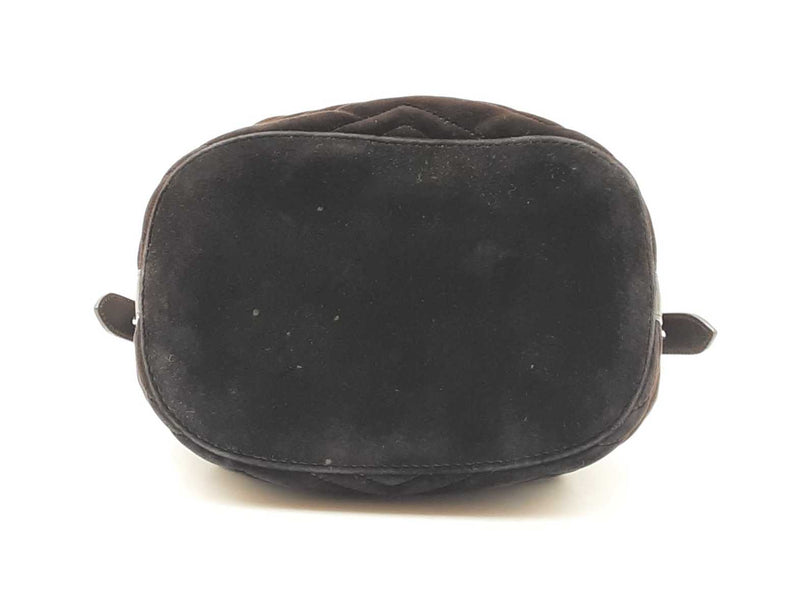 Gucci Marmont Bucket Bag In Matelassé Black Velvet Fw0825lrxdu
