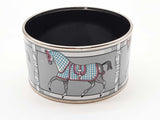Hermes Tenues Et Covertures Gray Enamel Race Horse Metal 125.0g Bangle Bracelet 8.25 In Aa0525pxzde