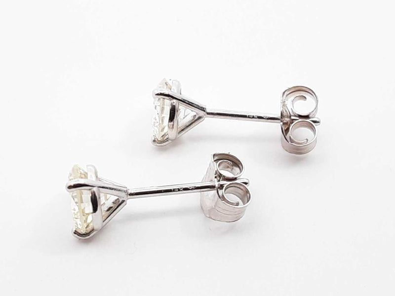 1.0 Ctw Diamond & 14k White Gold Solitaire Stud Earrings 0.7 Grams Fw0225crzdu