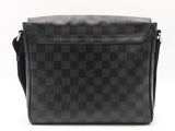 Louis Vuitton District Pm Messenger Bag In Damier Graphite Canvas Fw0526rxzdu